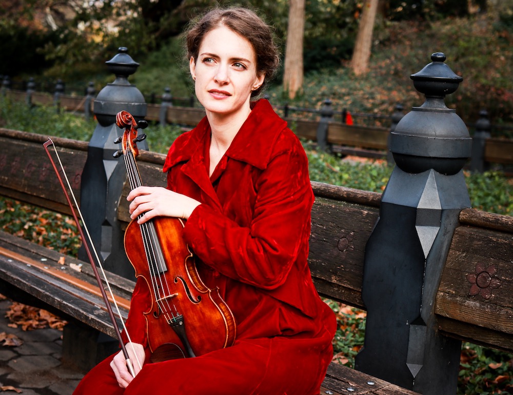 Mélanie Clapiès, violin and composer